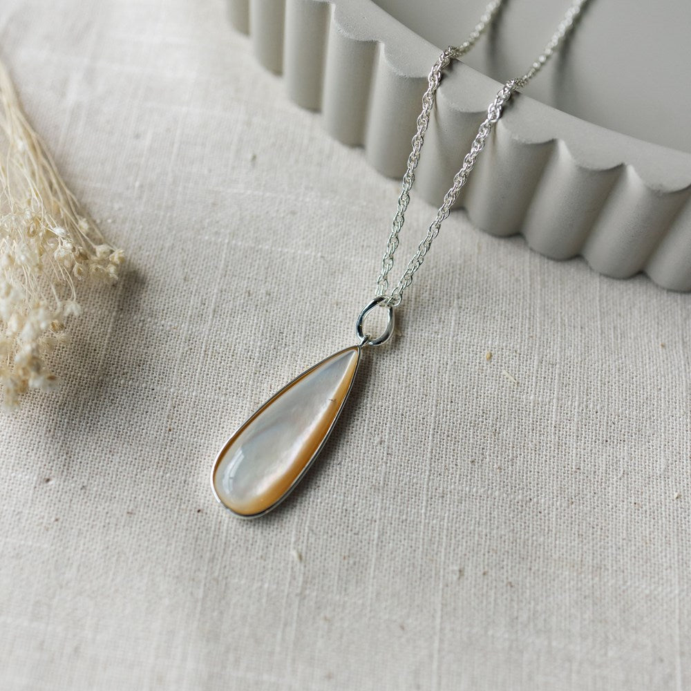 Alara Necklace-mother of pearl