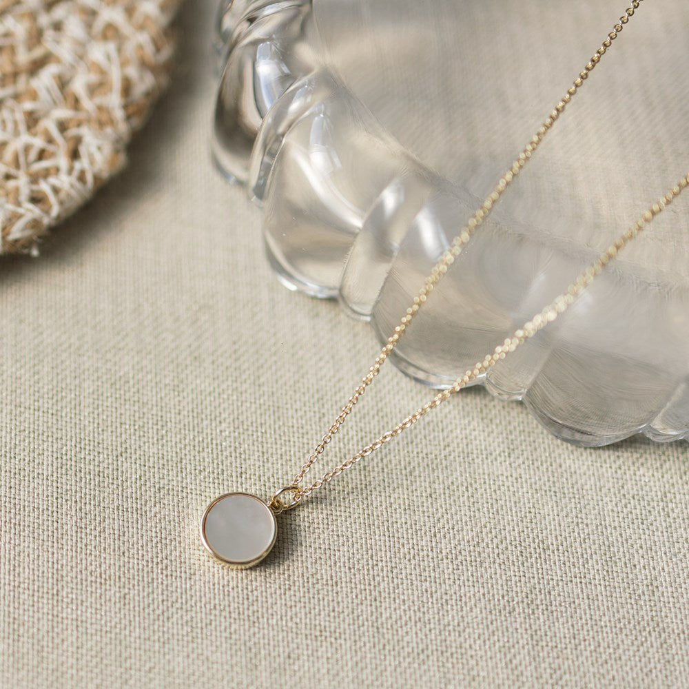 Alluring Necklace-mother of pearl