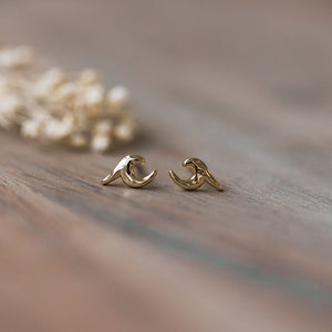 Making Waves Studs