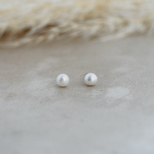 Baby Pearl Studs-white