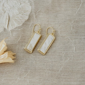 Sarah Earrings-mother of pearl